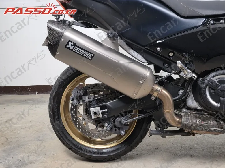 YAMAHA T MAX 560 - фото 6