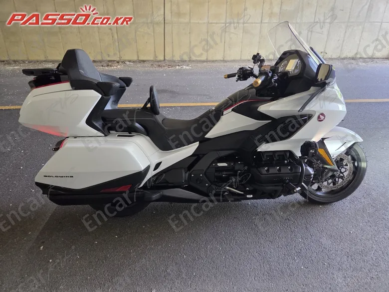 HONDA GOLDWING TOUR DCT AIRBAG - фото 0