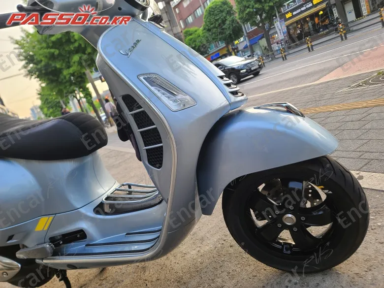 VESPA GTS 300 SUPER TECH - фото 5