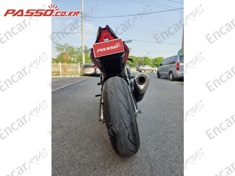 APRILIA RSV 4 RR - фото 2