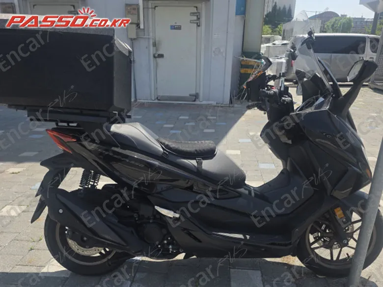 Honda Forza 350 - фото 0