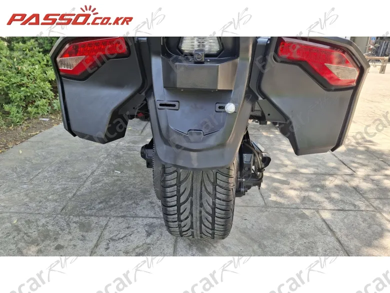 Brp Can-Am Spyder F3 Limited - фото 6