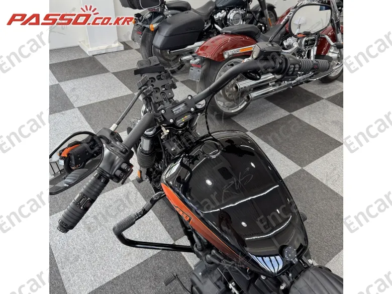 Harley-Davidson Street Bob 114 - фото 3