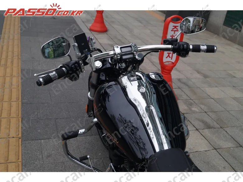 HARLEY-DAVIDSON BREAKOUT 117 - фото 3