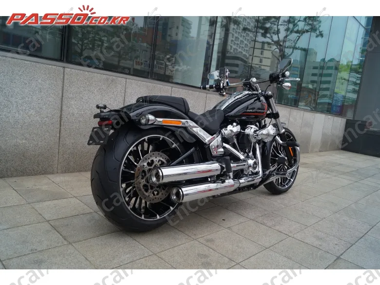 HARLEY-DAVIDSON BREAKOUT 117 - фото 6
