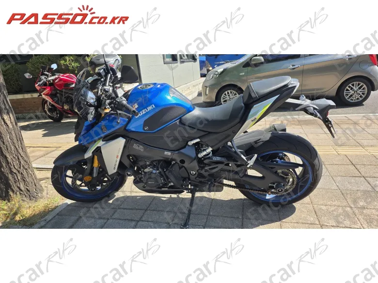 Suzuki Gsx S 1000 - фото 1