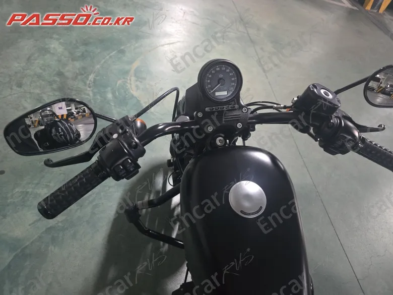 HARLEY-DAVIDSON XL 883 - фото 3