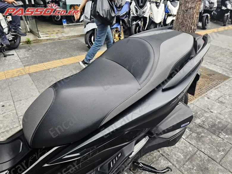 Honda Forza 350 - фото 6