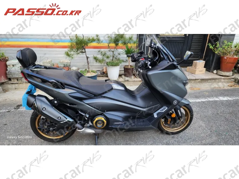 YAMAHA T MAX 560 - фото 0
