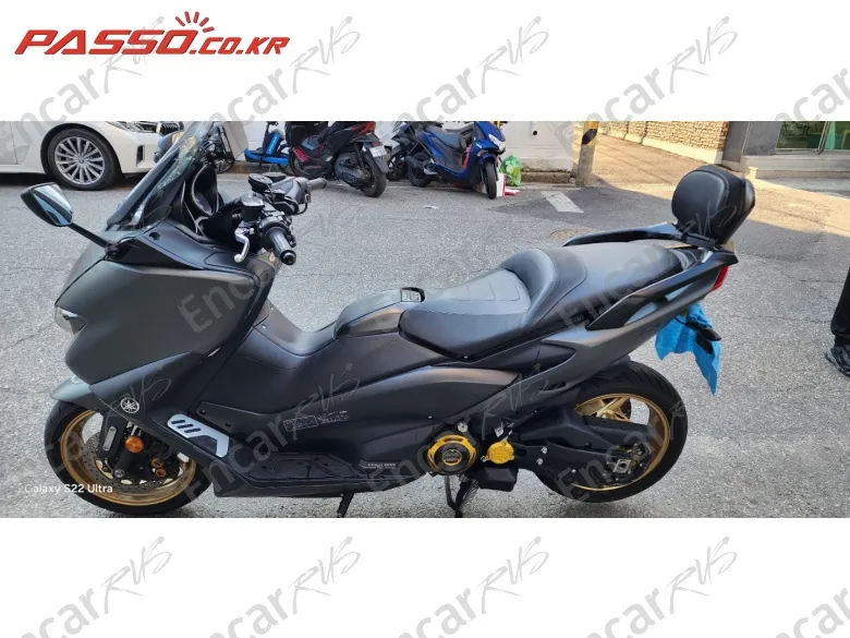 YAMAHA T MAX 560 - фото 1