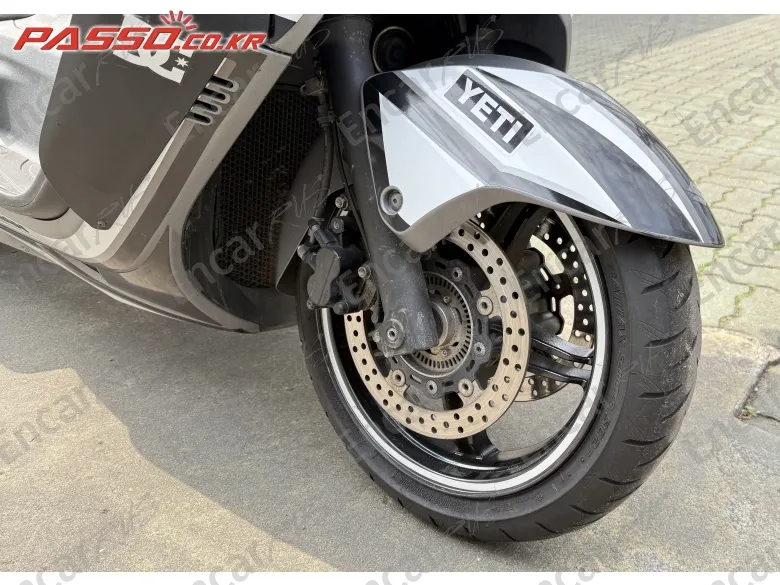 Suzuki Burgman 650 Executive - фото 5