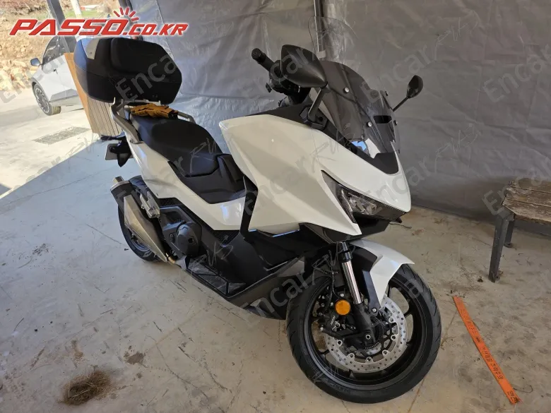 Honda Forza 750 - фото 0