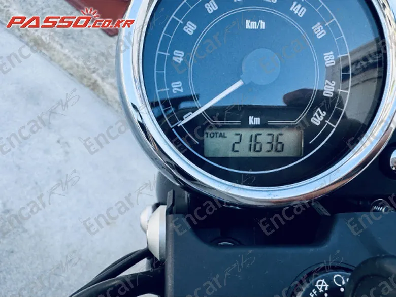 MOTO GUZZI V7 Ⅱ SPECIAL ABS - фото 3