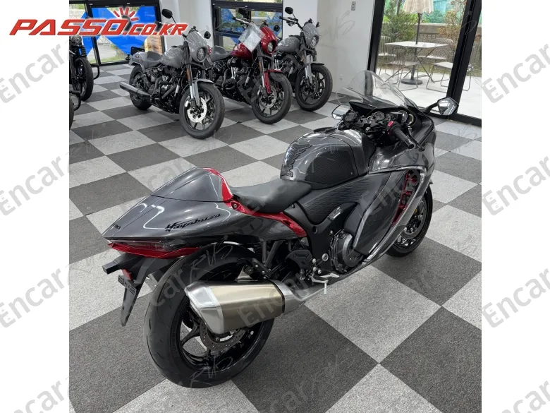 Suzuki Gsx R 1300 Hayabusa - фото 2