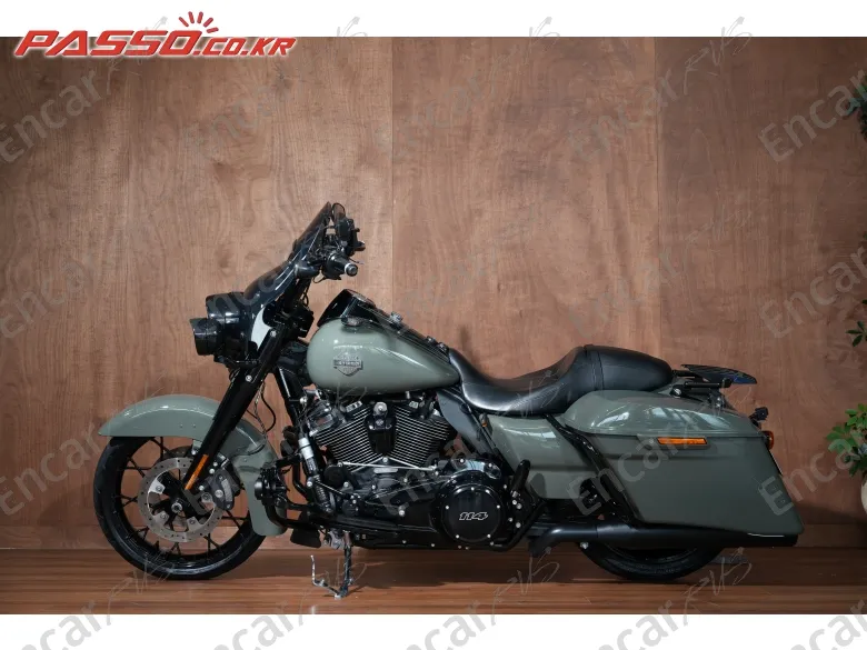 Harley-Davidson Road King Special - фото 1
