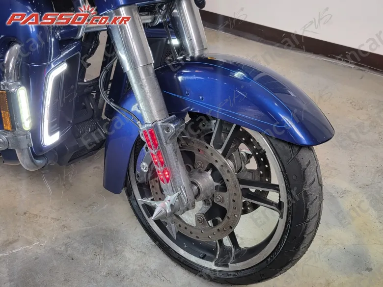 Harley-Davidson Fltr - фото 5