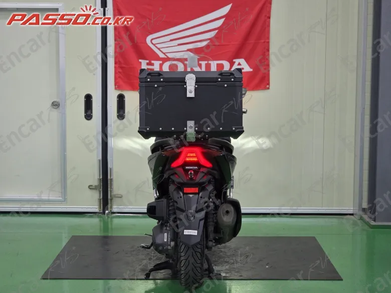 Honda Forza 350 - фото 2