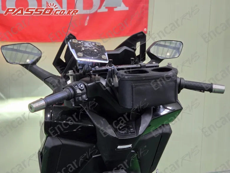 Honda Forza 350 - фото 3