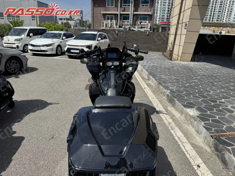 Harley-Davidson Road Glide Special - фото 2
