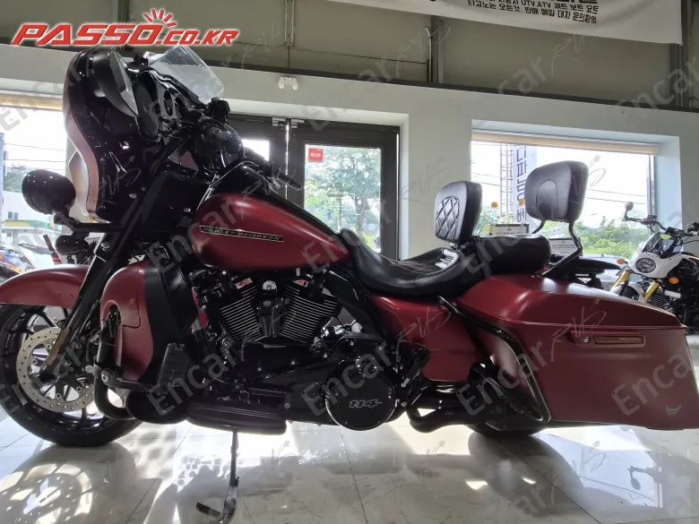 Harley-Davidson Flhx - фото 1