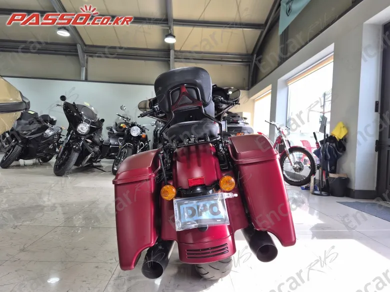 Harley-Davidson Flhx - фото 2