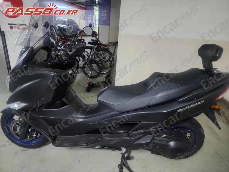 Suzuki Burgman 400 Abs - фото 1