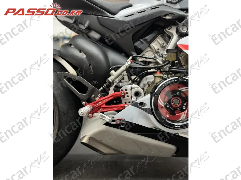 Ducati Panigale V4 S - фото 2