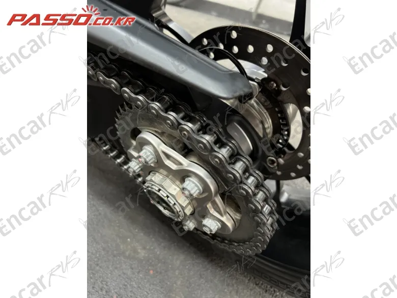 Ducati Panigale V4 S - фото 4