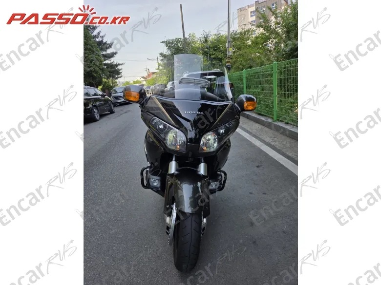 Honda Goldwing 1800 - фото 5