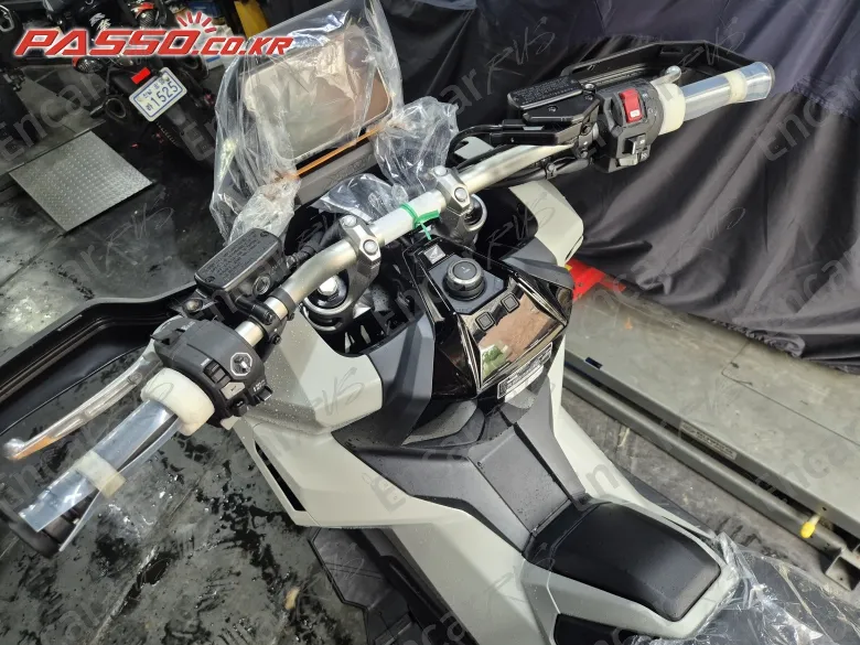 Honda X Adv - фото 4