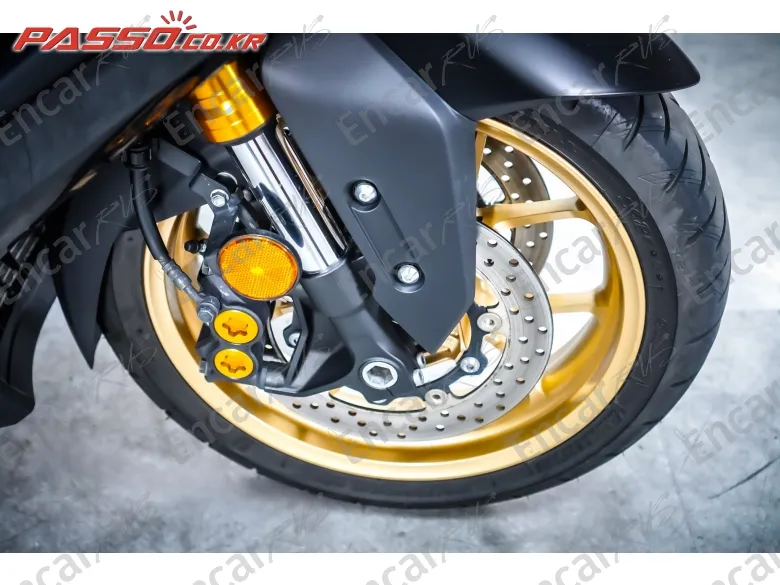 Yamaha T Max 560 - фото 5