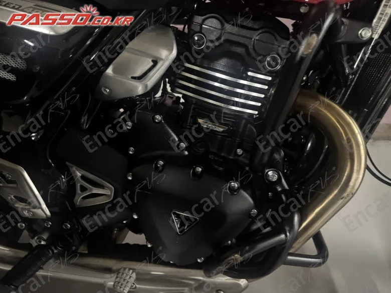 Triumph Speed 400 - фото 4