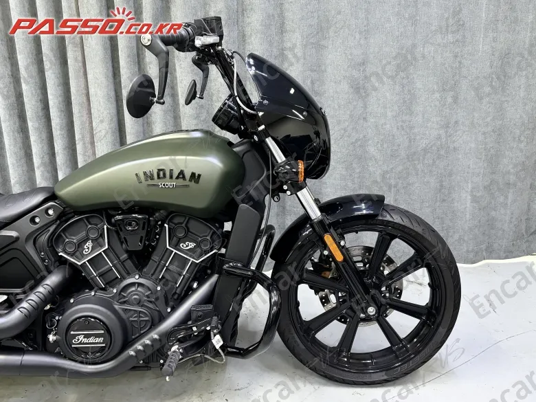 Indian Scout Rogue - фото 2