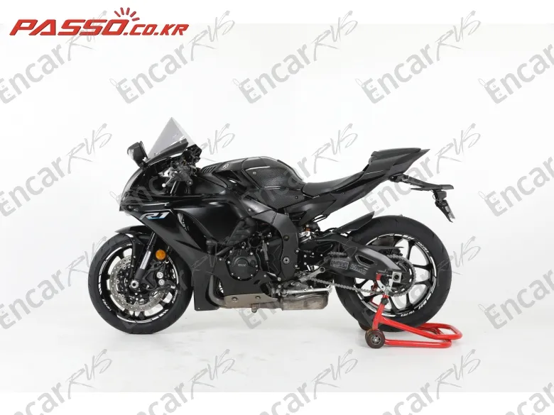 Yamaha Yzf R1 - фото 1