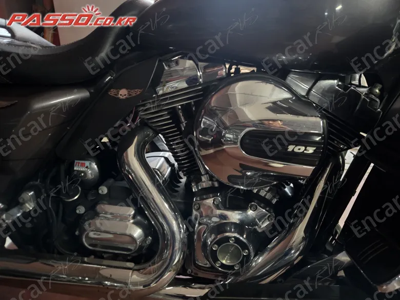 Harley-Davidson Flhx - фото 4