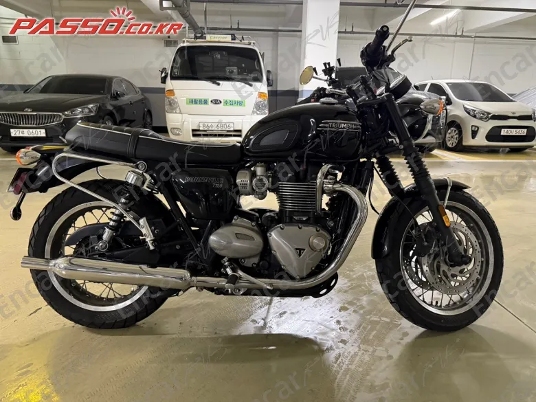 Triumph Bonneville T120 - фото 0