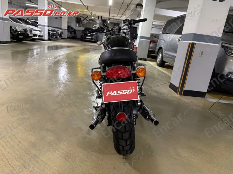 Triumph Bonneville T120 - фото 2