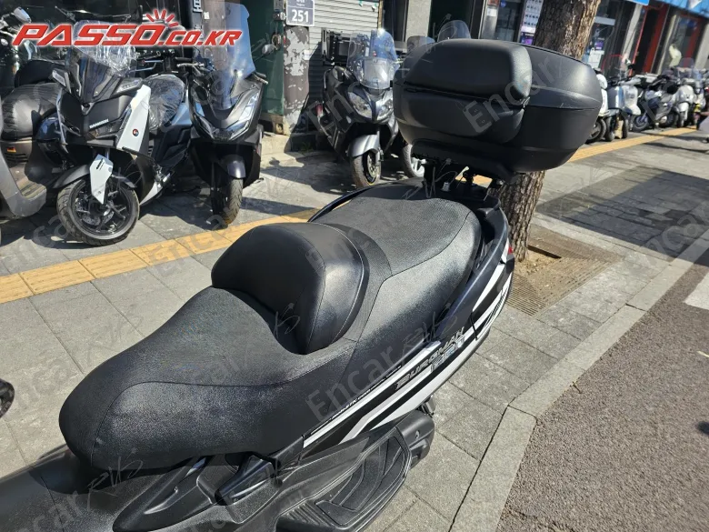 Suzuki Burgman 650 - фото 3