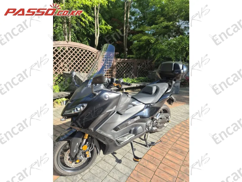 Yamaha T Max 560 - фото 1