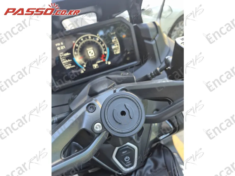 Yamaha T Max 560 - фото 3