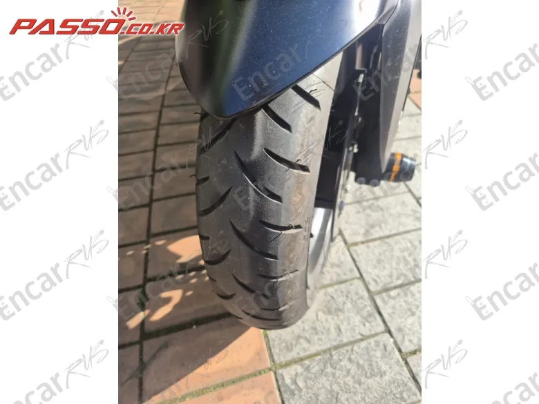 Yamaha T Max 560 - фото 4