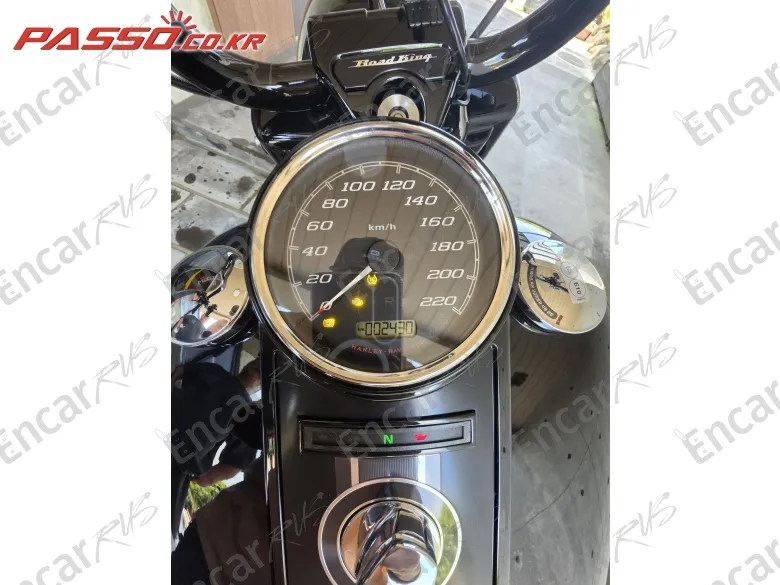Harley-Davidson Road King Special - фото 4