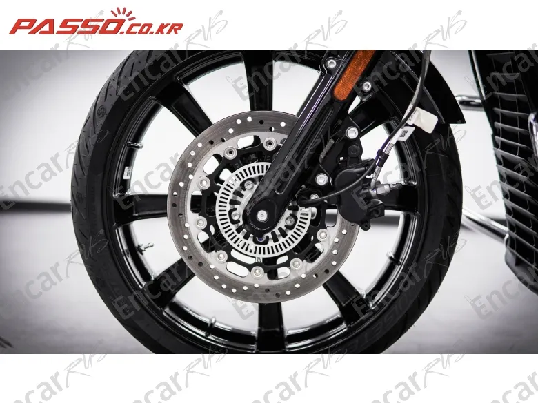 Indian Scout Rogue - фото 5