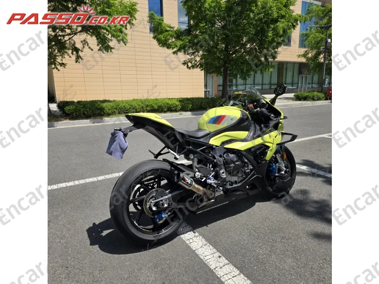 Bmw M 1000 Rr - фото 4