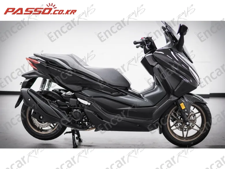 Honda Forza 350 - фото 0