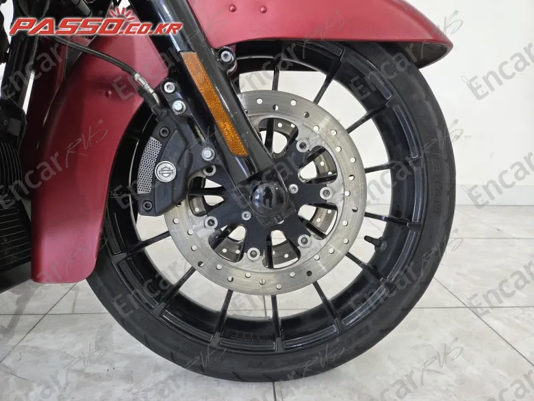 Harley-Davidson Road Glide Special - фото 5