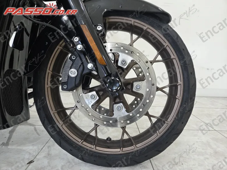 Harley-Davidson Road Glide St - фото 5