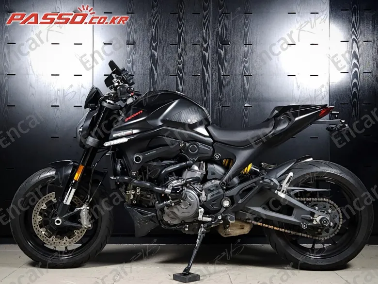 Ducati Monster 937 - фото 3