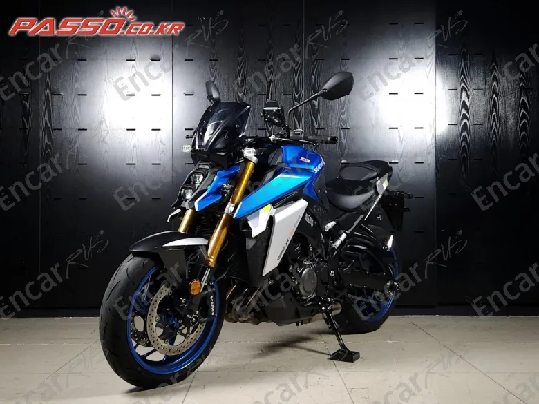 Suzuki Gsx S 1000 - фото 1