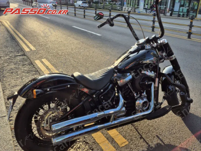 Harley-Davidson Softail Slim - фото 0